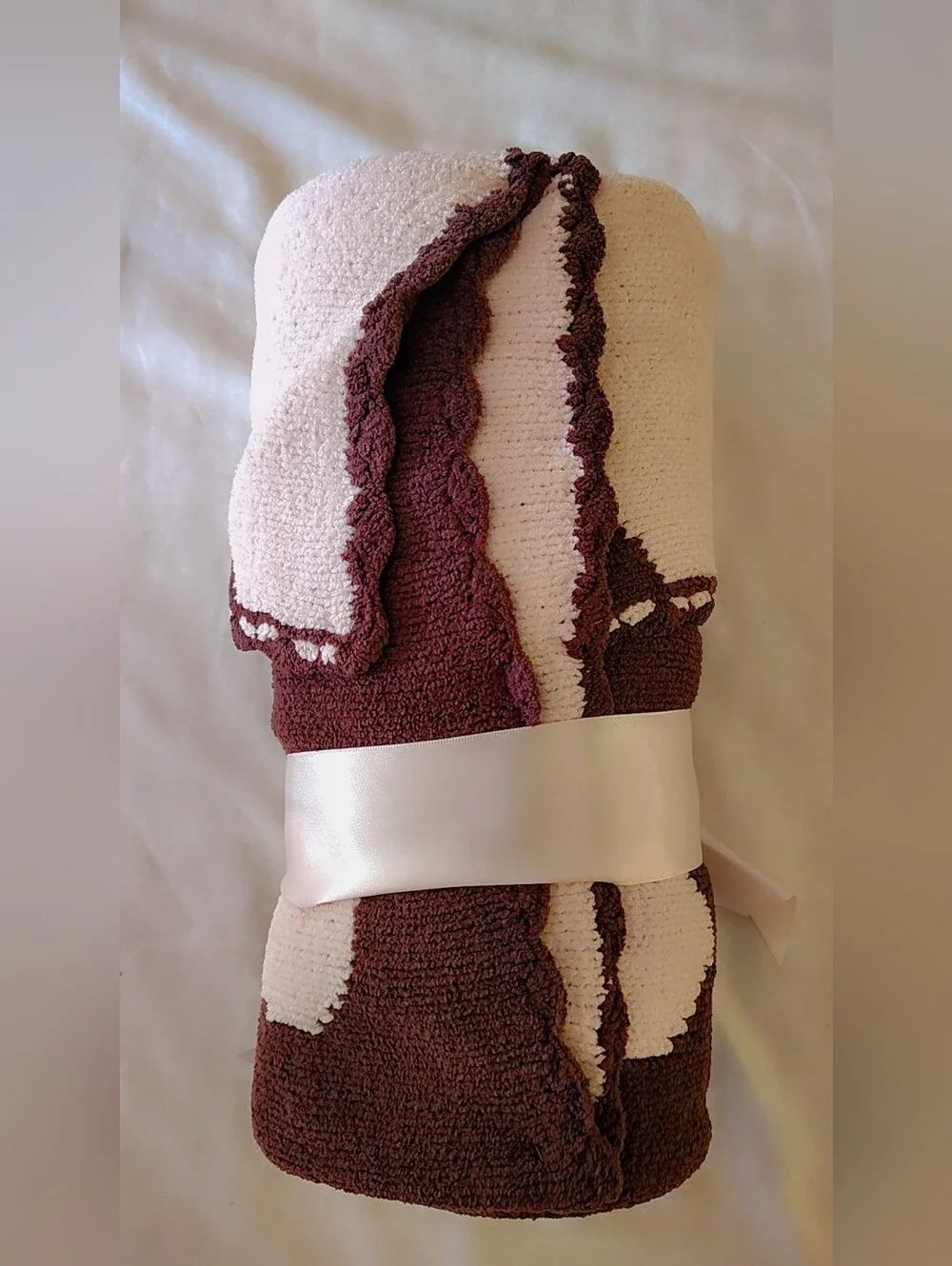 Bearington Baby Collection Chocolate & Pink Polka Dot Knit Blanket (NWT)